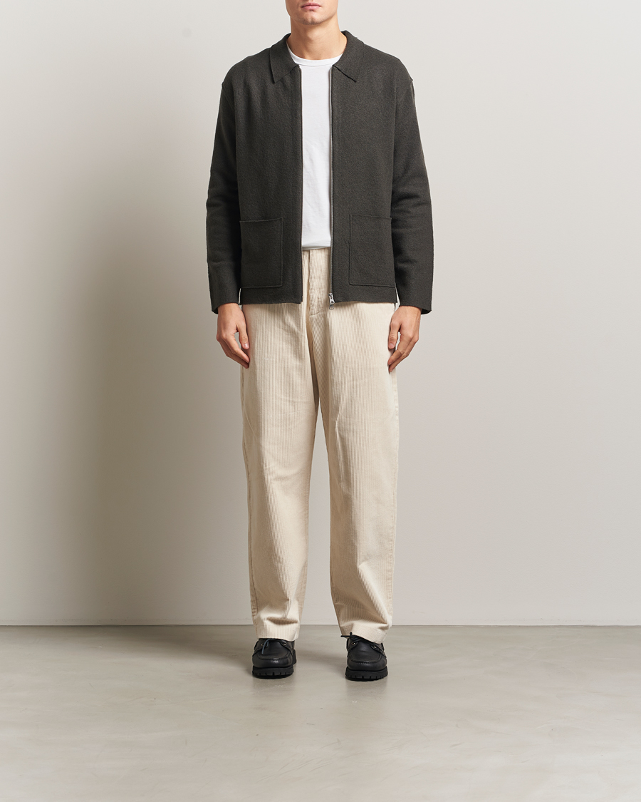 Hombres | Pantalones | NN07 | Paw Relaxed Fit Corduroy Trousers Ivory