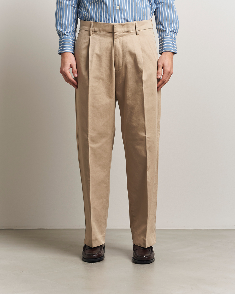 Hombres | Pantalones | NN07 | Kay Relaxed Fit Pleated Trousers Desert Khaki