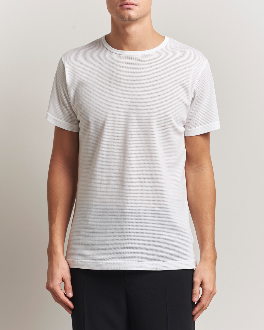 Hombres | Camisetas | Sunspel | Cellular Underwear T-Shirt White