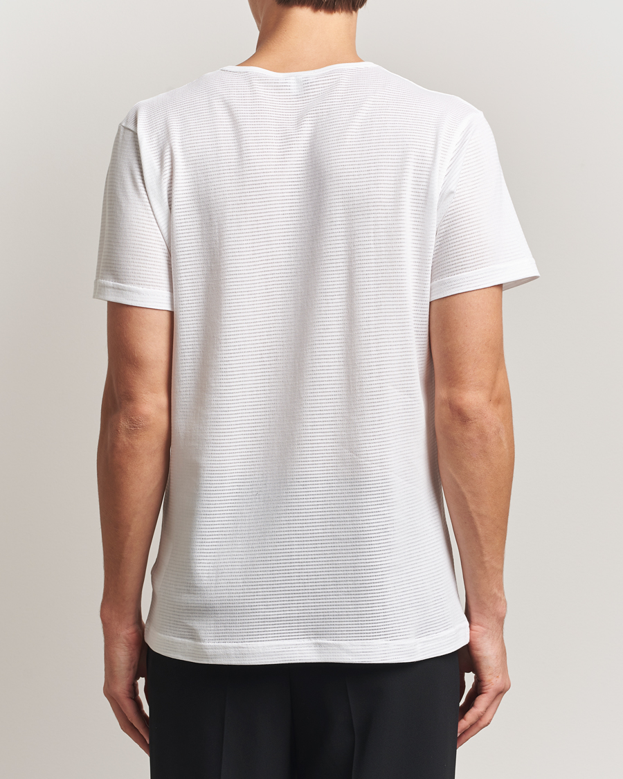 Hombres | Camisetas | Sunspel | Cellular Underwear T-Shirt White