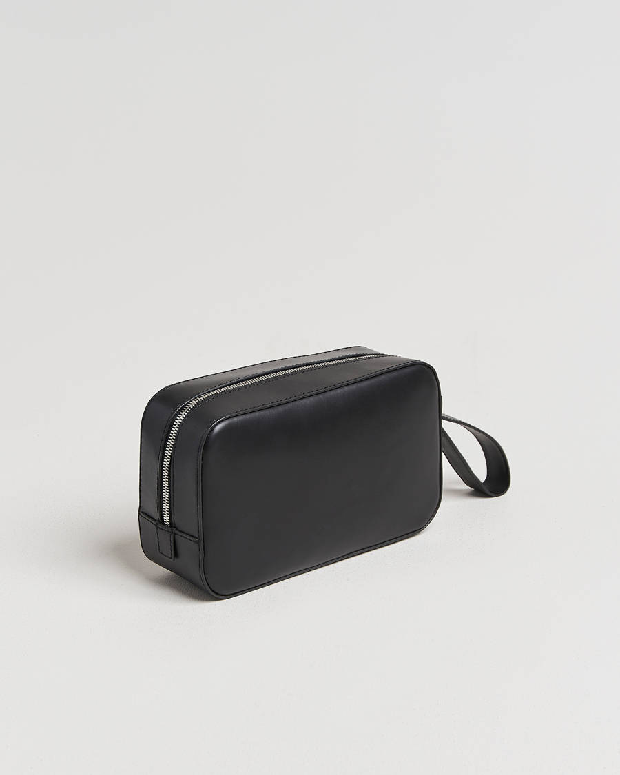Hombres | Bolsos | Tiger of Sweden | Balnea Smooth Leather Washbag Black