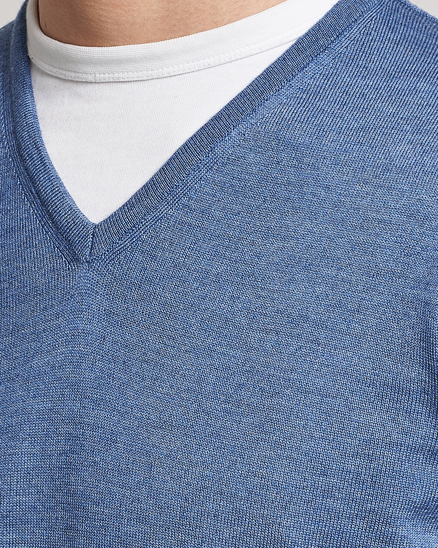 Hombres | Jerséis y prendas de punto | Stenströms | Merino Patch V-Neck Light Blue/Blue