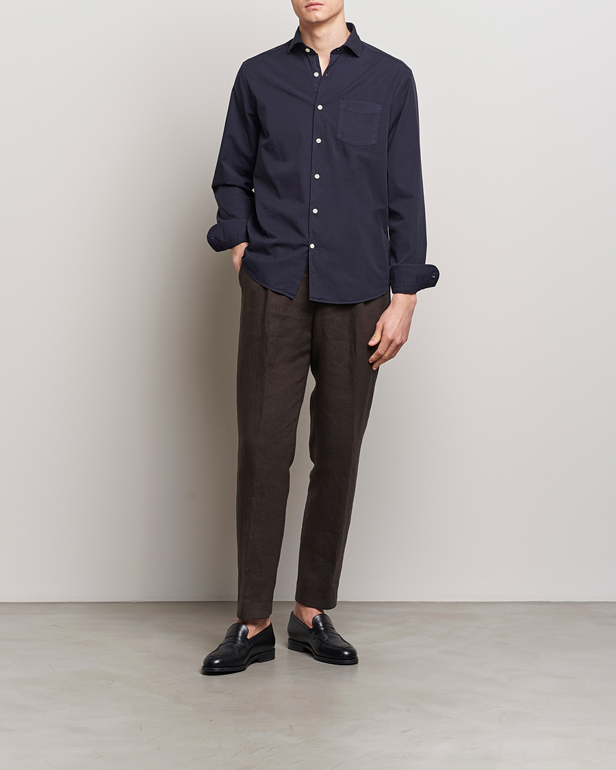 Hombres | Camisas | Oscar Jacobson | Reg Fit Wide Spread Collar Twill Night Blue