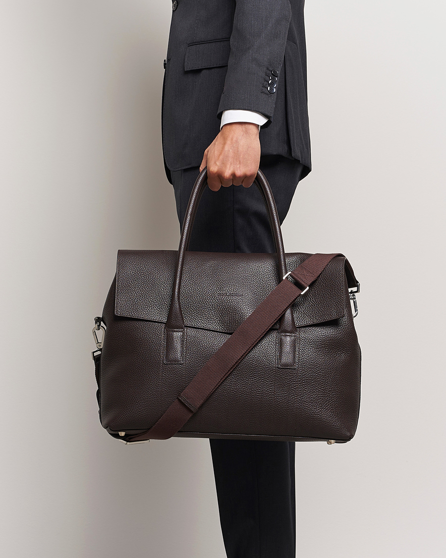 Hombres | Oscar Jacobson Overnight Leather Bag Dark Mud Brown | Oscar Jacobson | Overnight Leather Bag Dark Mud Brown