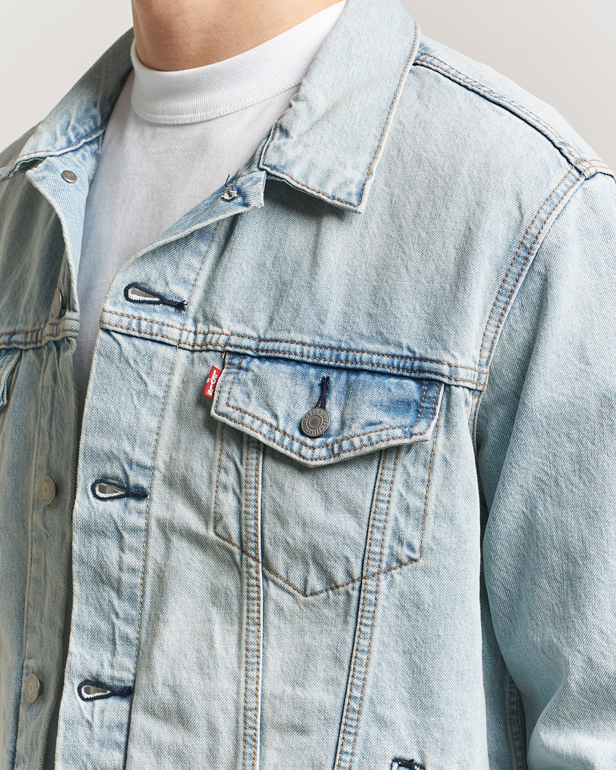 Hombres | Abrigos y chaquetas | Levi's | The Trucker Jacket Into The Light