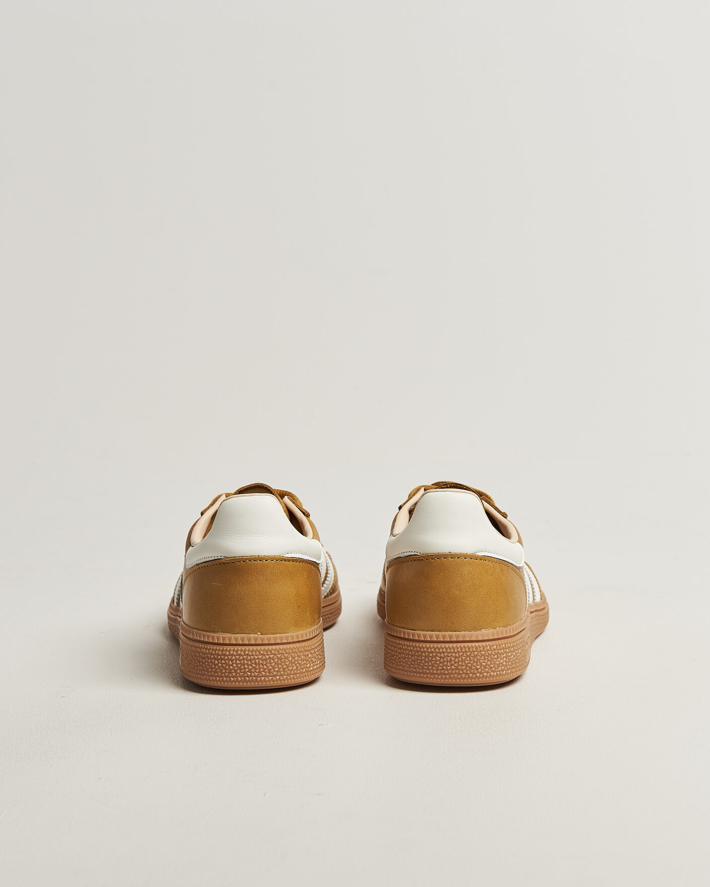 Hombres | Zapatillas | adidas Originals | Handball Spezial Sneaker Gold Brown/White