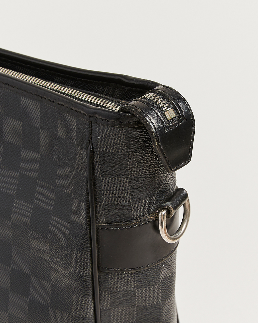 Hombres | Louis Vuitton Pre-Owned Tadao Tote Bag Damier Graphite | Louis Vuitton Pre-Owned | Tadao Tote Bag Damier Graphite