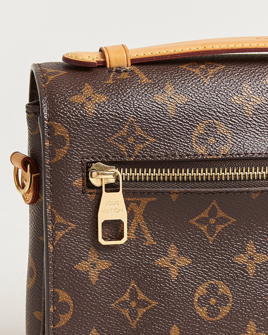 Hombres | Louis Vuitton Pre-Owned Pochette Métis Monogram | Louis Vuitton Pre-Owned | Pochette Métis Monogram