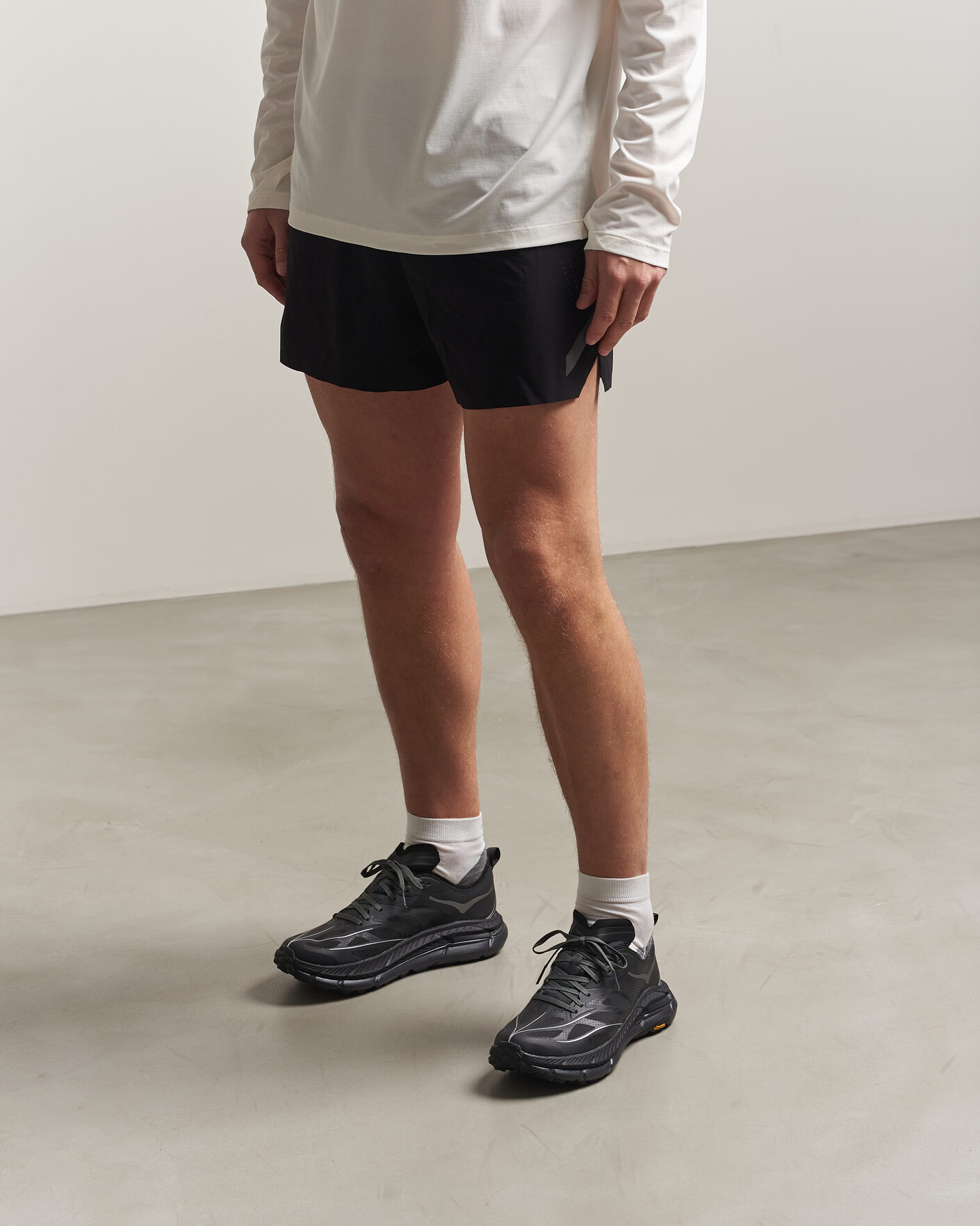 Hombres | Zapatillas de running | Hoka | Mafate Speed 4 Lite Black/Outer Orbit