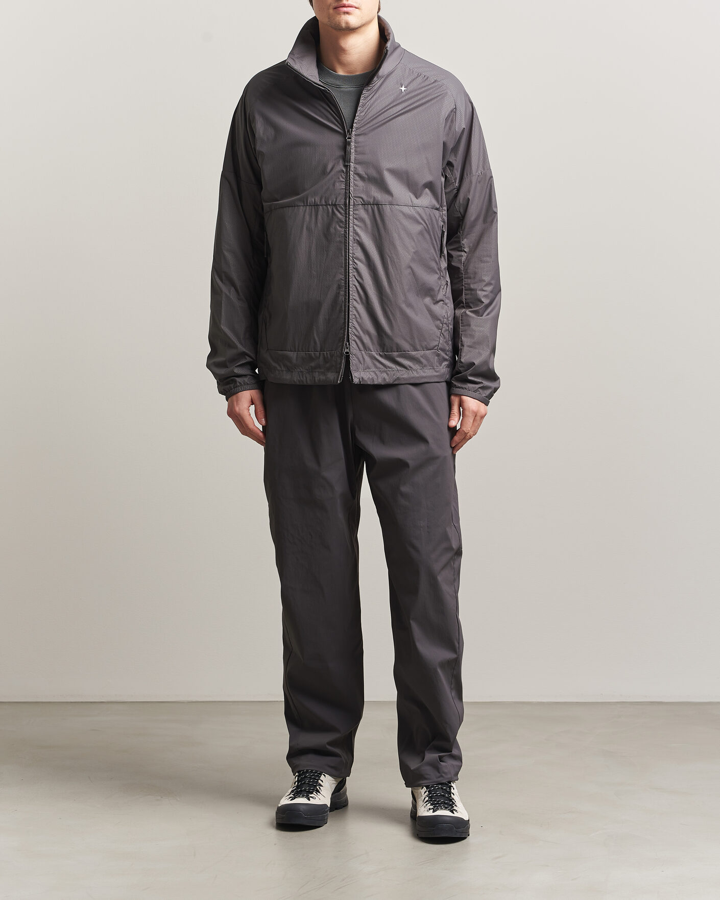 Hombres | Abrigos y chaquetas | Stone Island | Stellina Nylon Stretch Field Jacket Charcoal