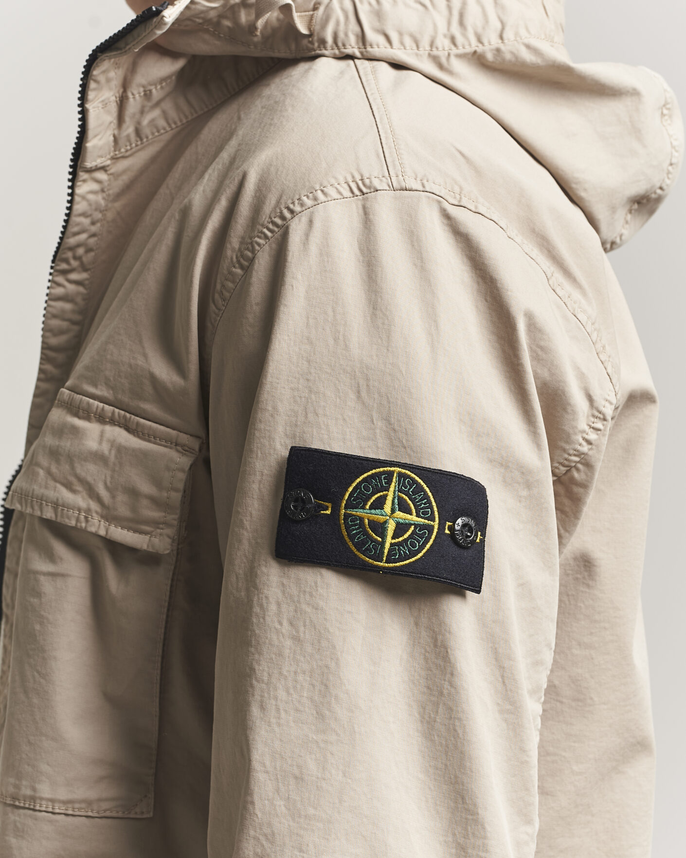 Hombres | Abrigos y chaquetas | Stone Island | Stretch Cotton Twill Hood Jacket Desert