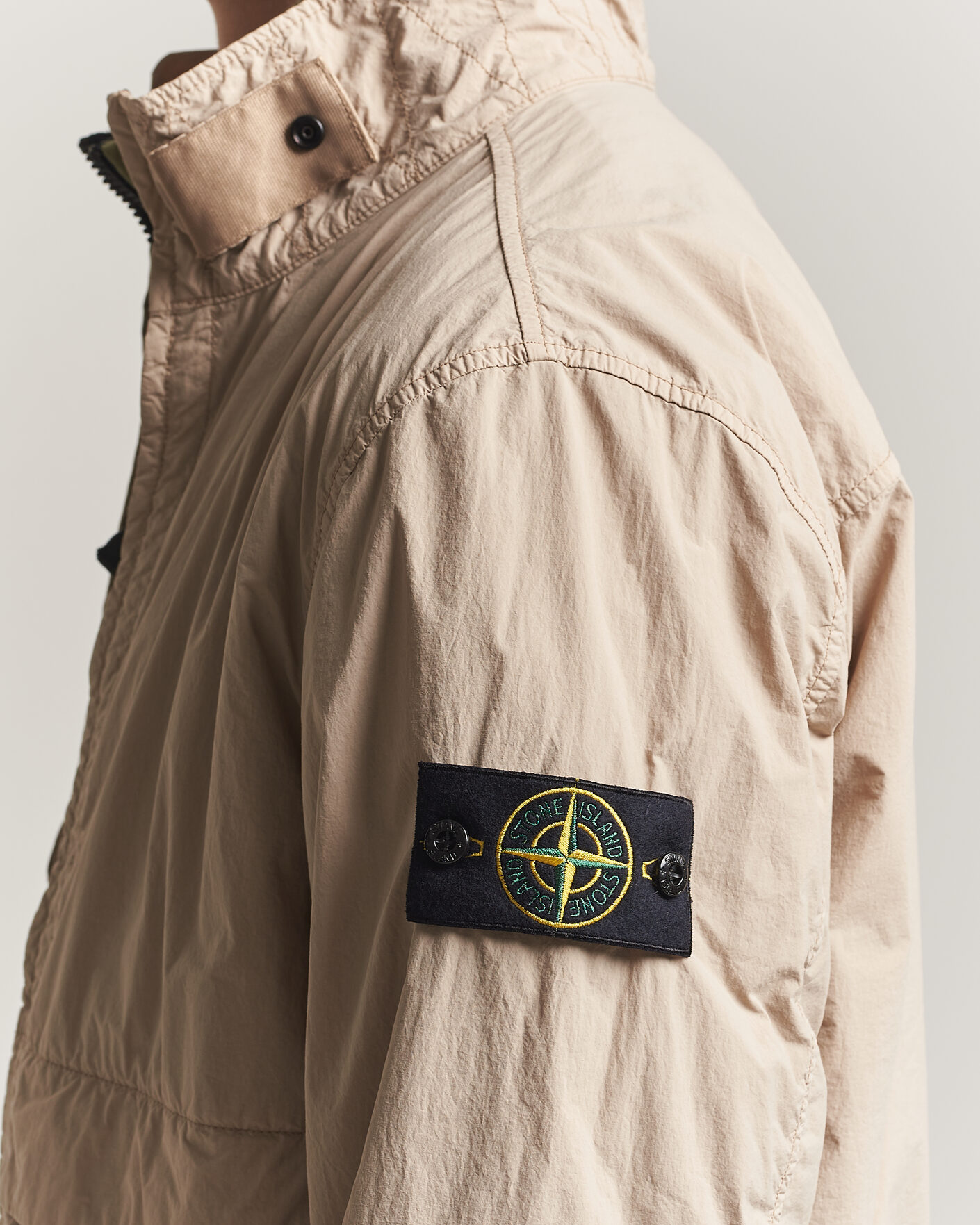 Hombres | Abrigos y chaquetas | Stone Island | Nylon Smerigliato-TC Stand Collar Jacket Desert