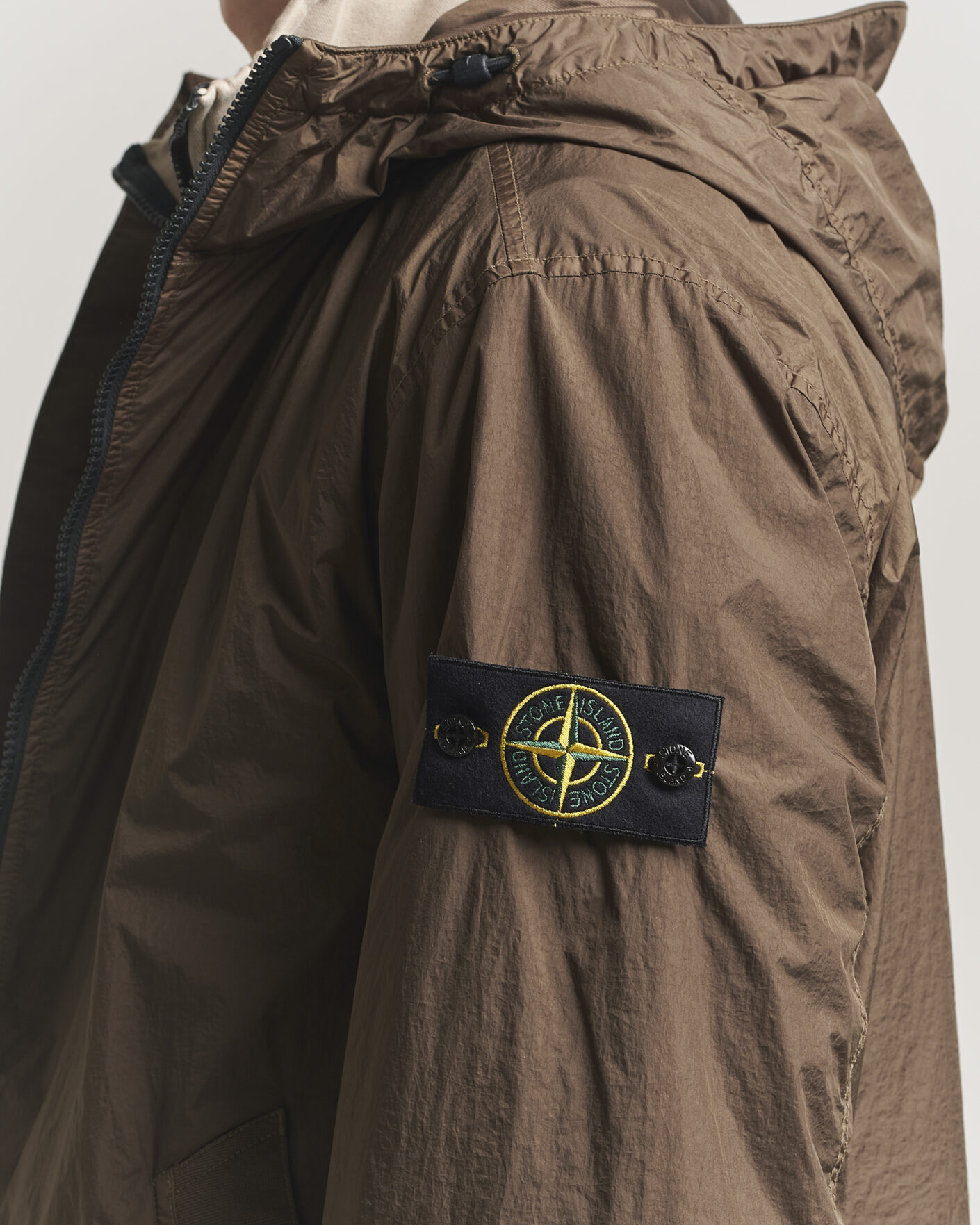 Hombres | Abrigos y chaquetas | Stone Island | Crinkle Reps Padded Hood Jacket Umber