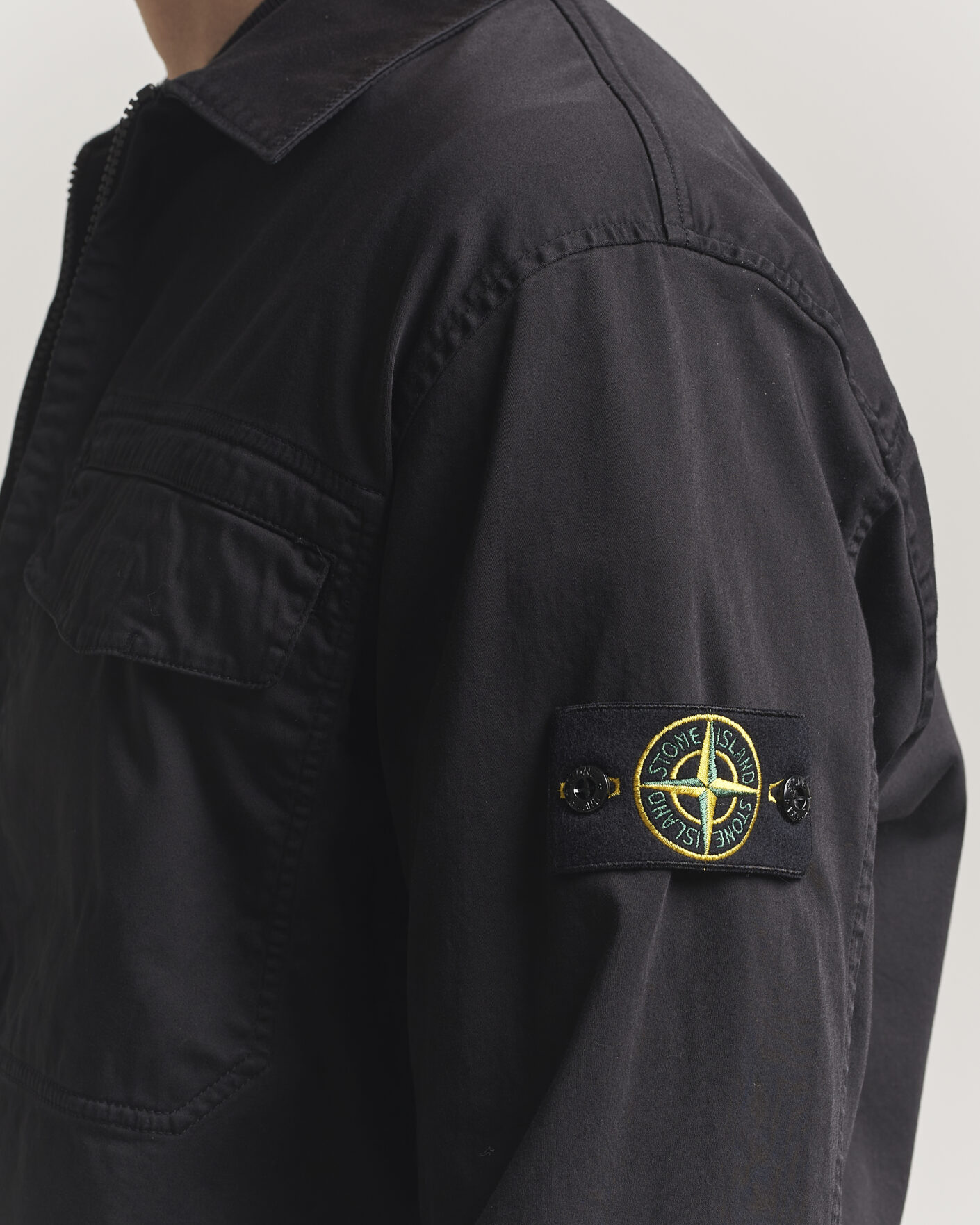 Hombres | Camisas | Stone Island | Cotton Stretch Zip Overshirt Black