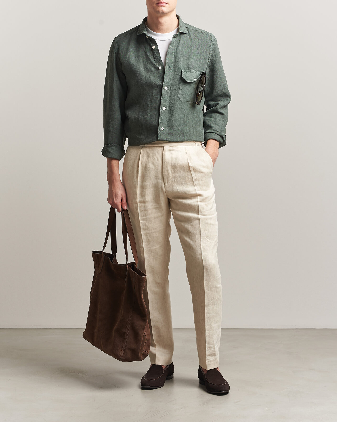 Hombres | Camisas | Finamore Napoli | Salina Garment Dyed Linen Overshirt Dark Green