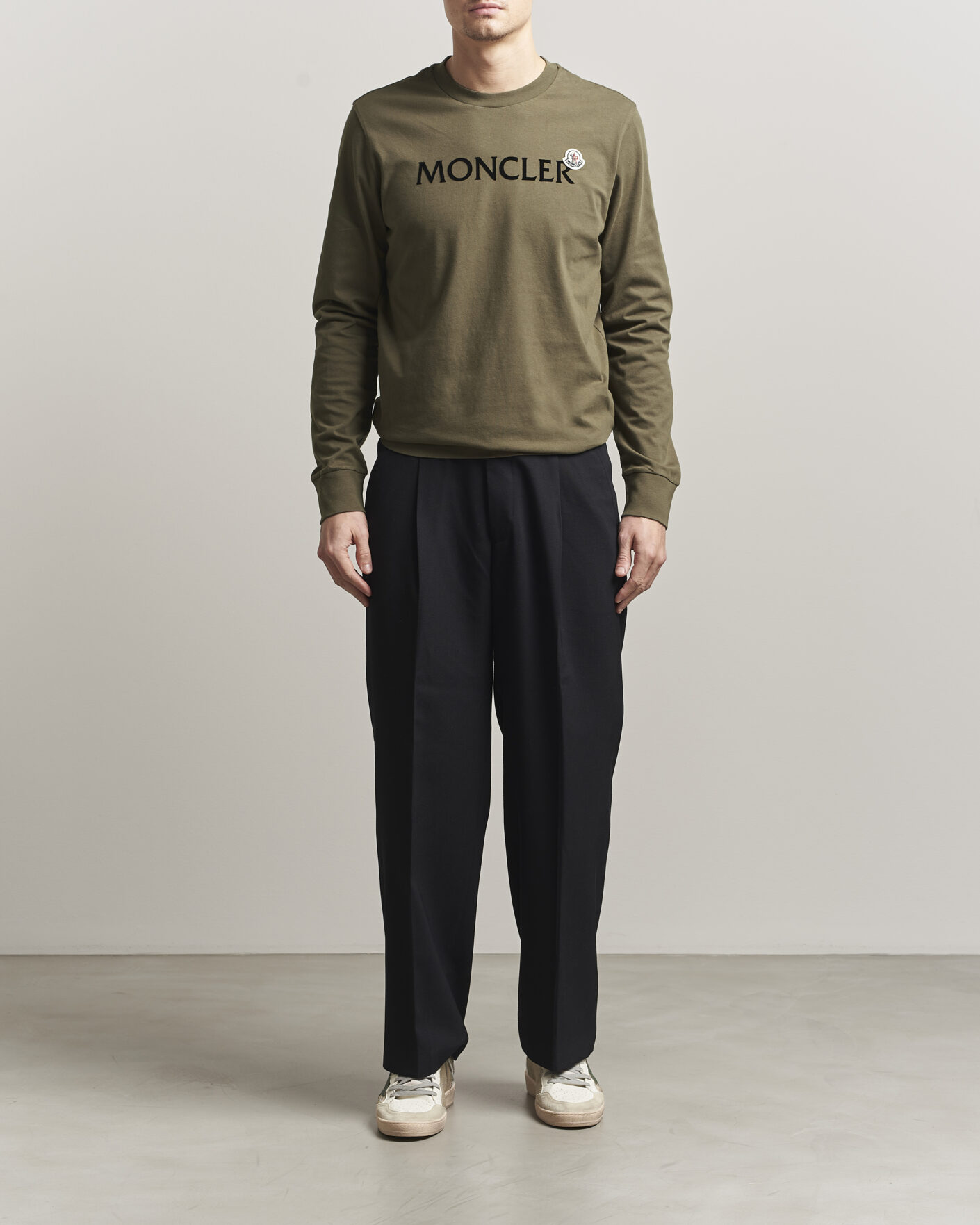 Hombres | Camisetas | Moncler | Lettering Logo Long Sleeve T-Shirt Desert