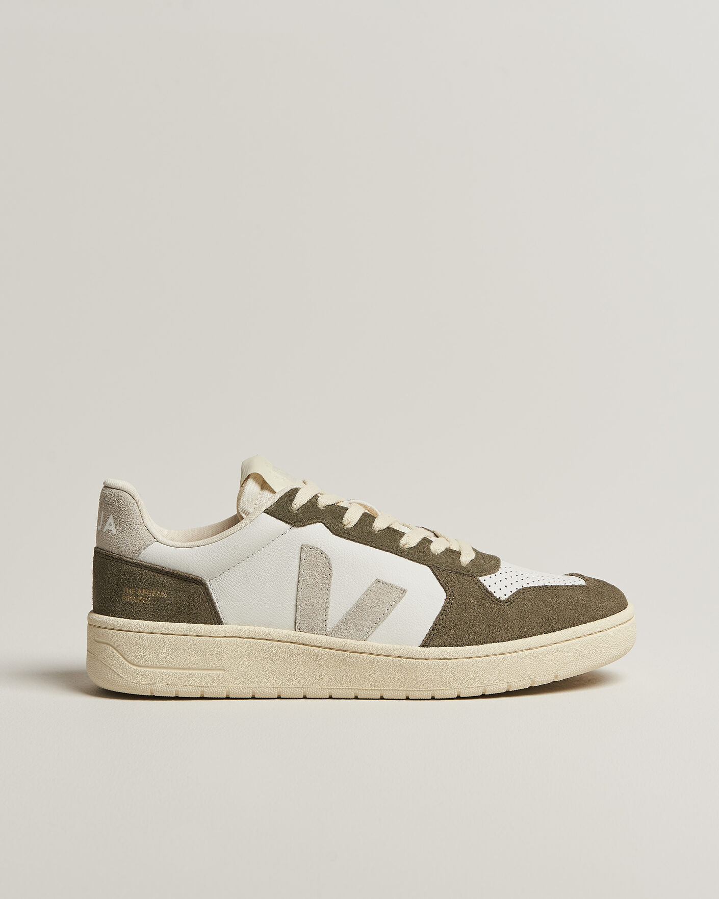 Hombres | Zapatillas | Veja | V-82 Sneaker White/Natural Khaki
