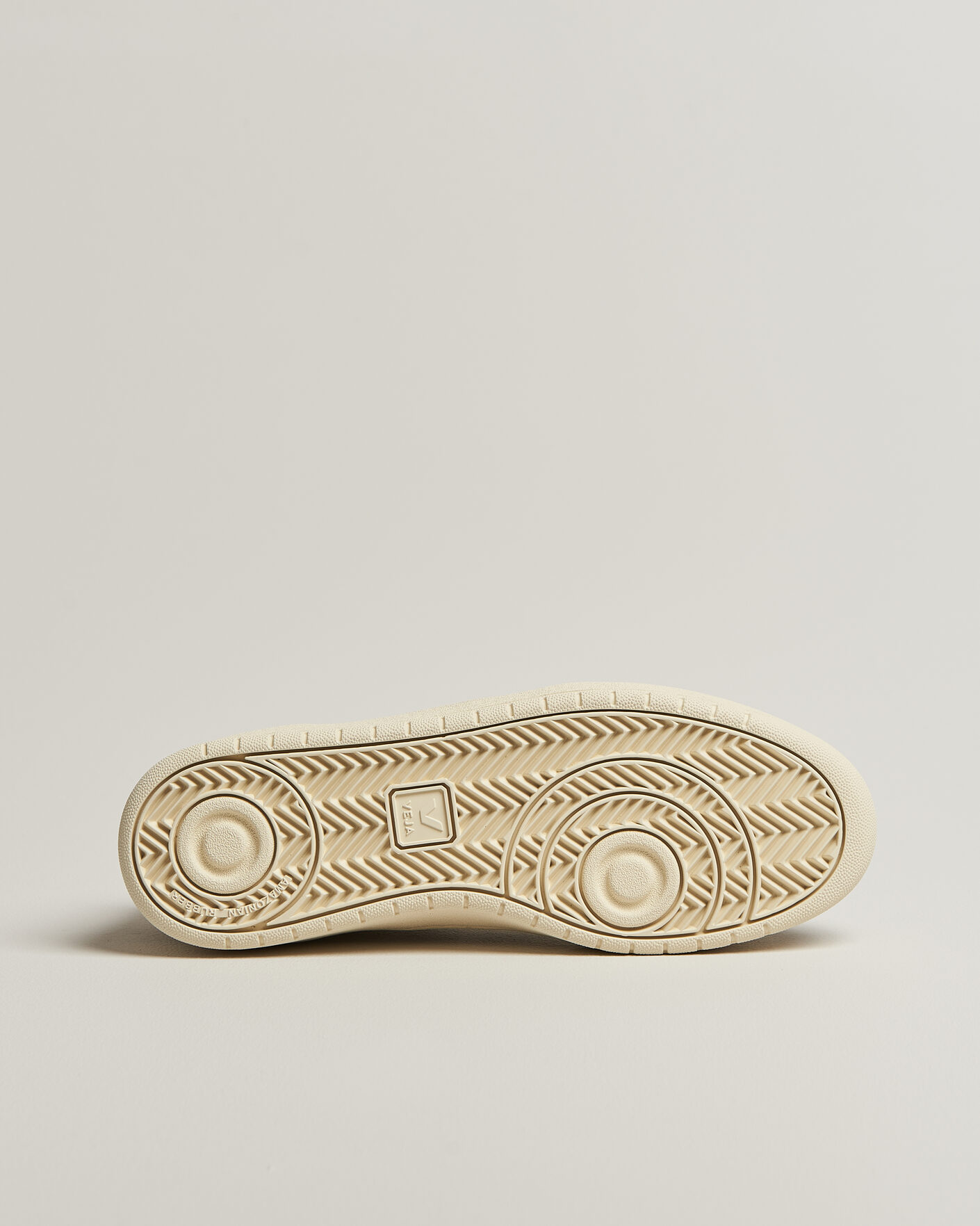 Hombres | Zapatillas | Veja | V-82 Sneaker White/Natural Khaki