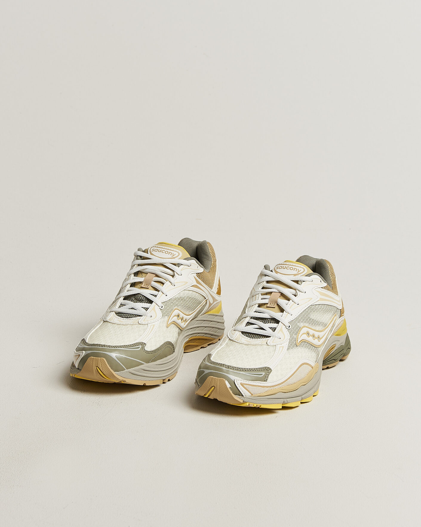 Hombres | Zapatillas | Saucony | Progrid Omni 9 Ripstop Running Sneaker Ivory/Moss