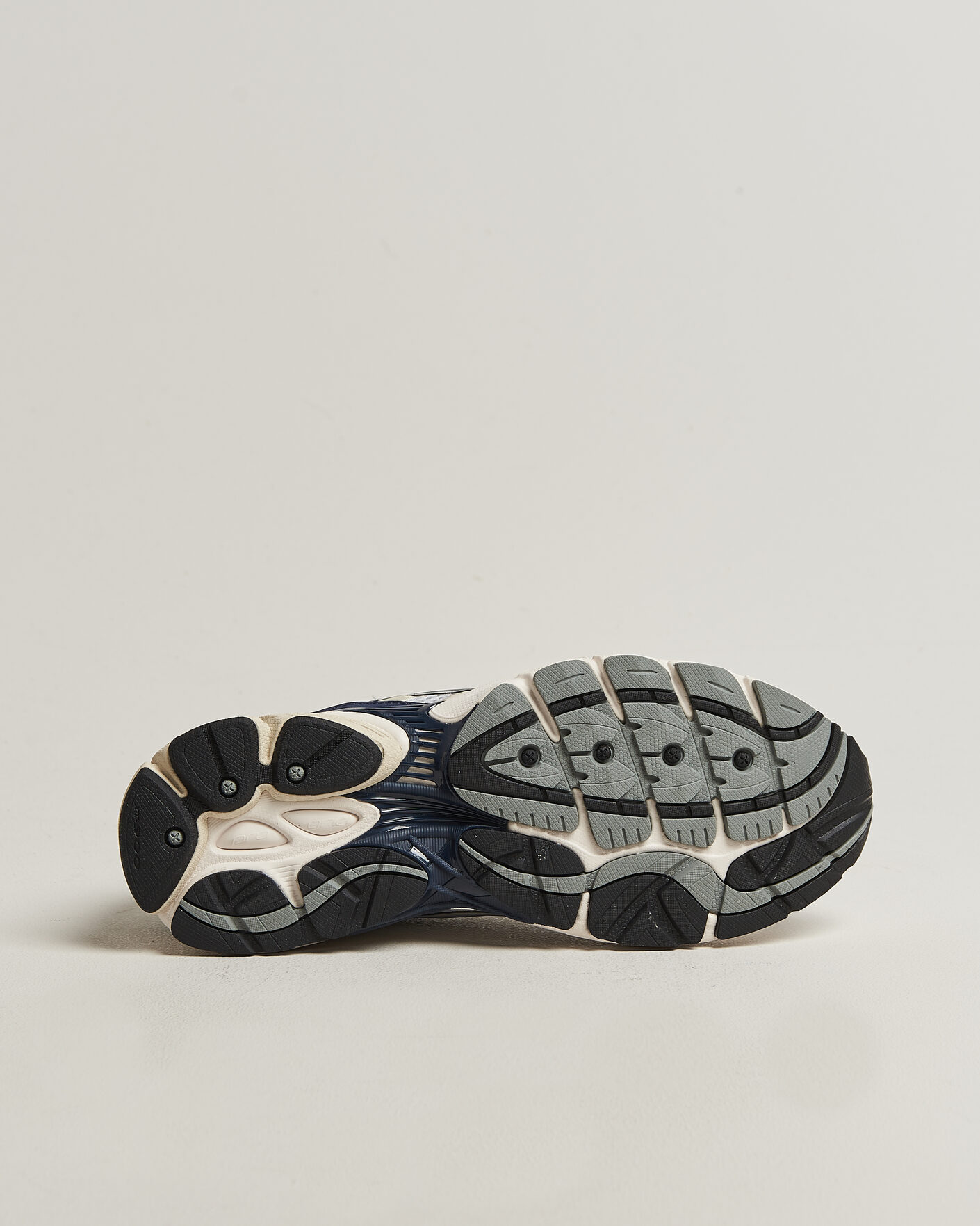 Hombres | Zapatillas | Saucony | Progrid Omni 9 Running Sneaker White/Navy