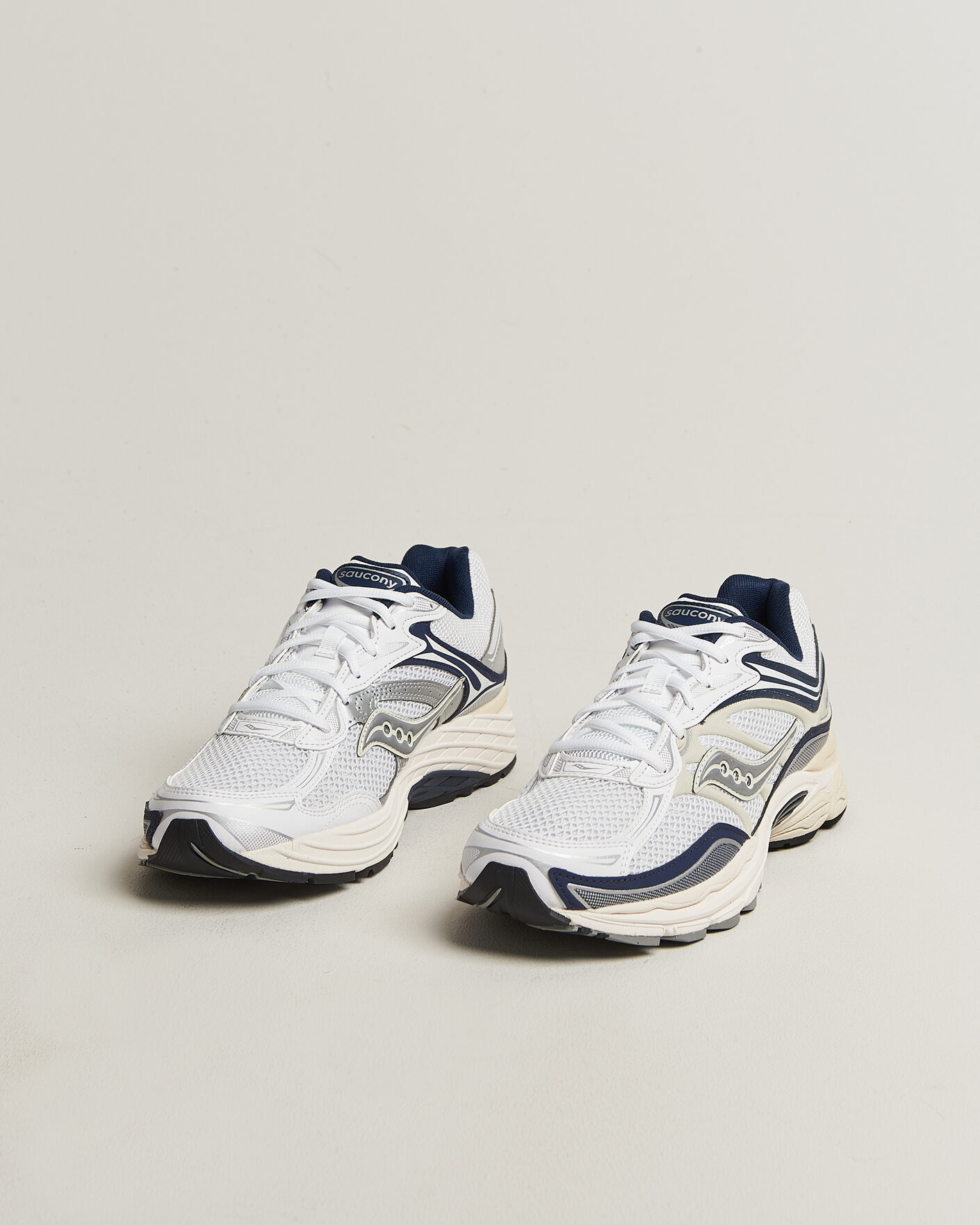 Hombres | Zapatillas | Saucony | Progrid Omni 9 Running Sneaker White/Navy