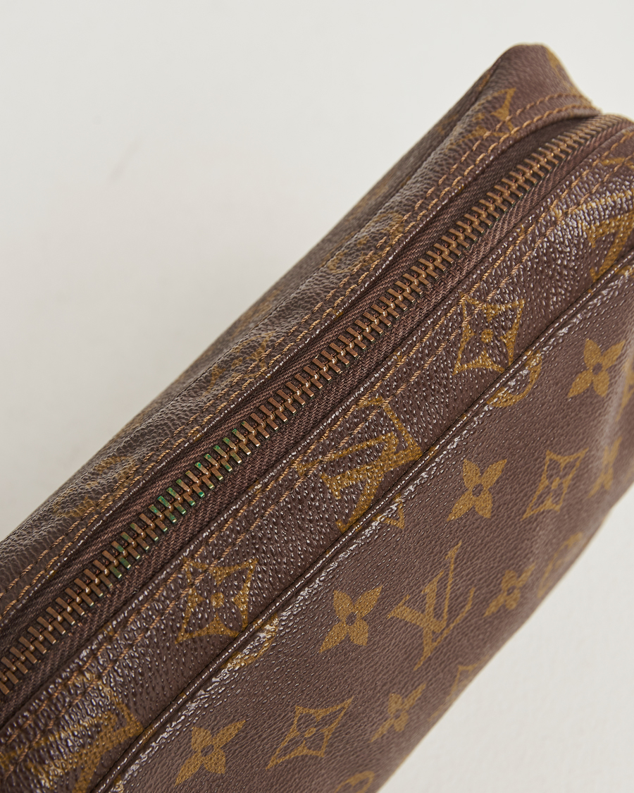 Hombres | Louis Vuitton Pre-Owned Trousse Toilette 23 Monogram | Louis Vuitton Pre-Owned | Trousse Toilette 23 Monogram