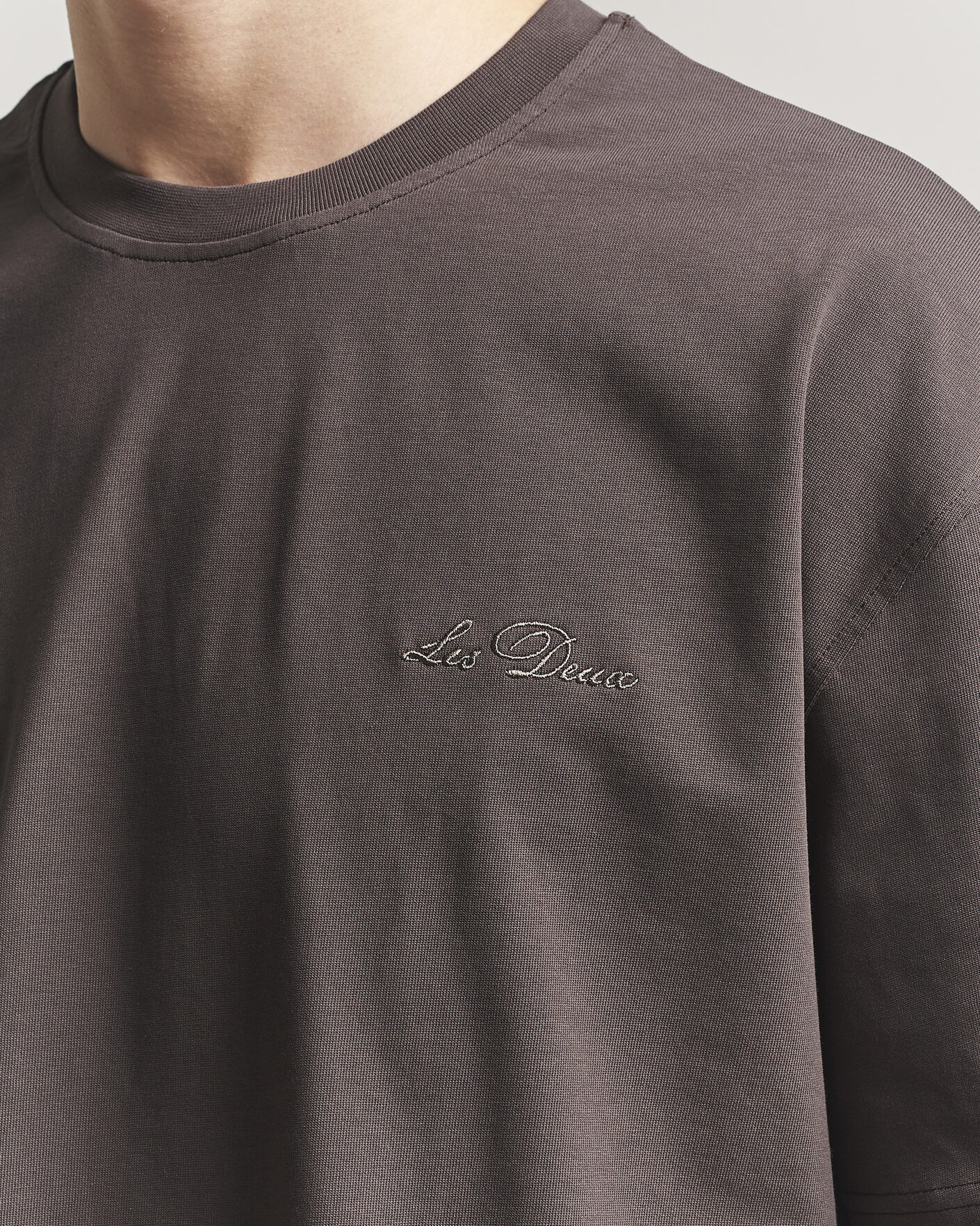 Hombres | Camisetas | LES DEUX | Crew T-Shirt Coffee Brown