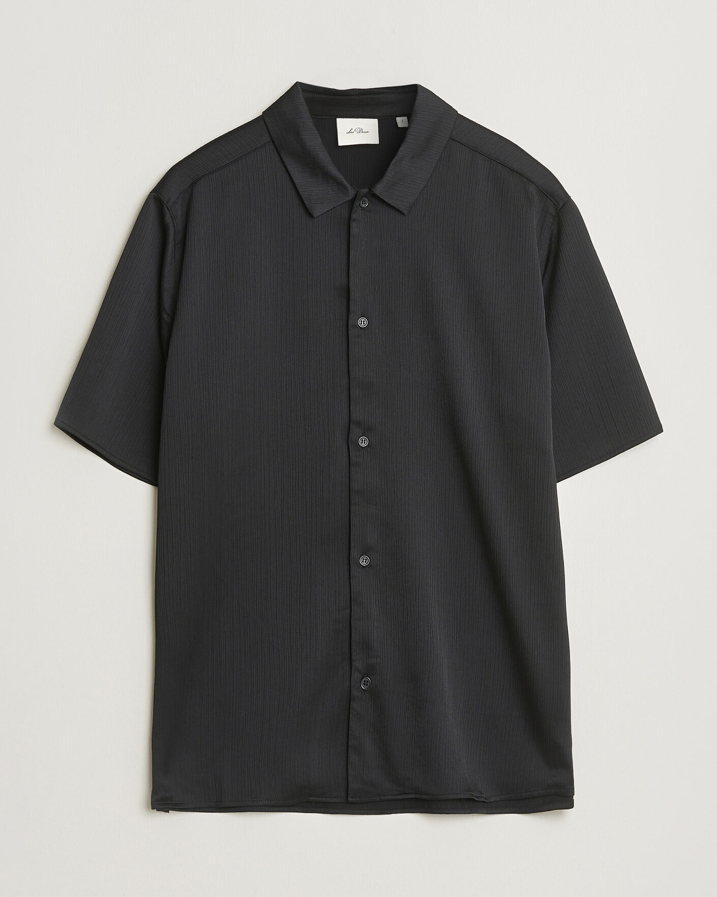 Hombres | Camisas | LES DEUX | Hector Plissé Short Sleeve Shirt Black