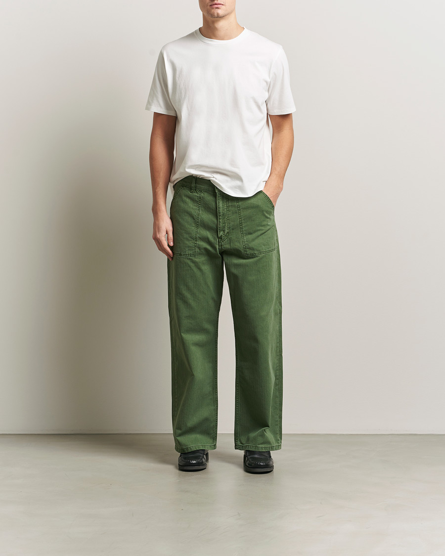 Hombres | Pantalones | Jeanerica | Genua Herringbone Worker Chino Chevron Green