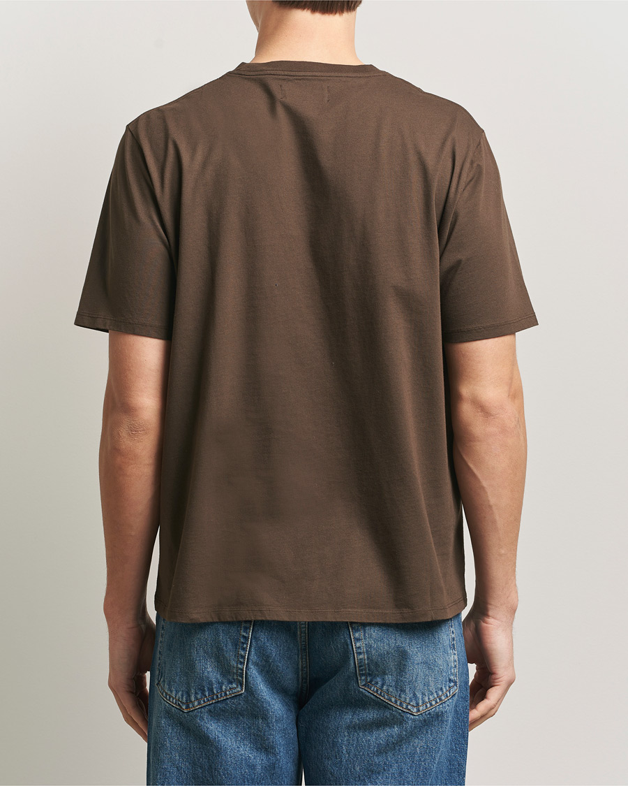 Hombres | Camisetas | Jeanerica | Delon Crew Neck T-Shirt Brown