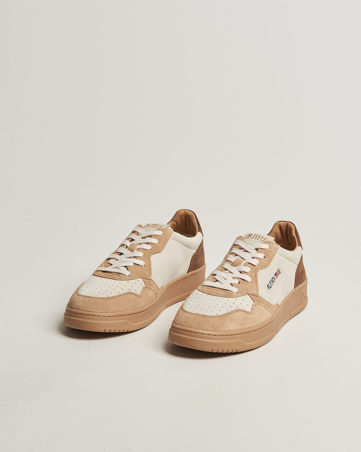 Hombres | Zapatillas | Autry | Medalist Low Suede Mix Sneaker Tundra/Egg/Peanut