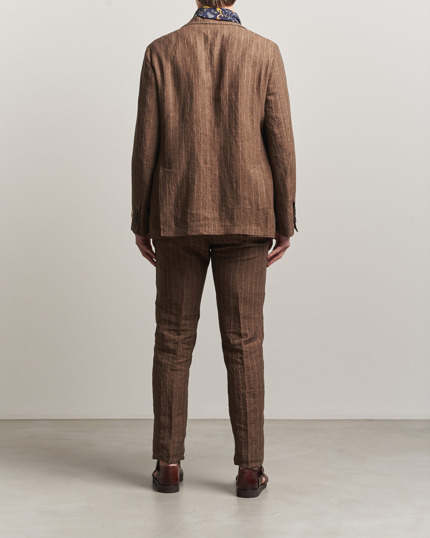 Hombres | Trajes | Massimo Alba | Sloop Linen Suit Brown Pinstripe
