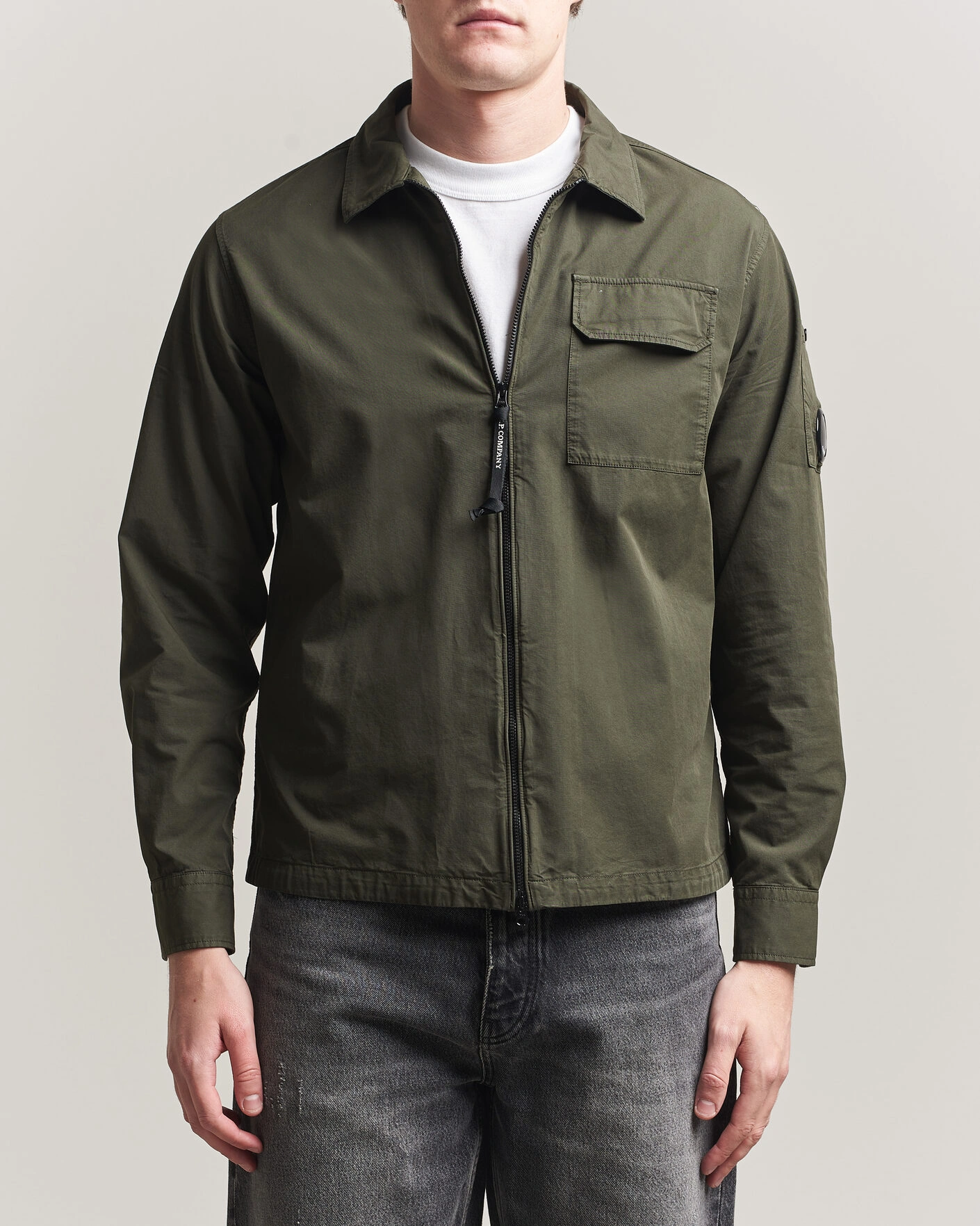 Hombres | Camisas | C.P. Company | Garment Dyed Gabardine Zip Overshirt Dark Green