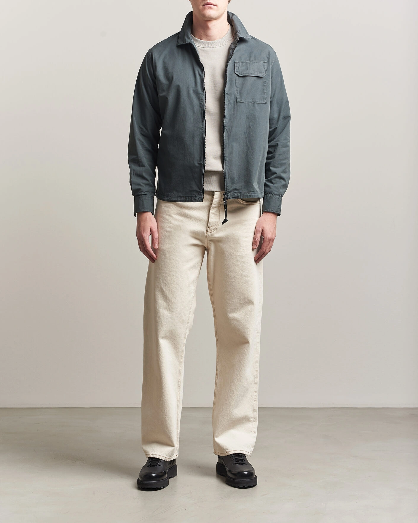 Hombres | Camisas | C.P. Company | Garment Dyed Gabardine Zip Overshirt Dark Grey