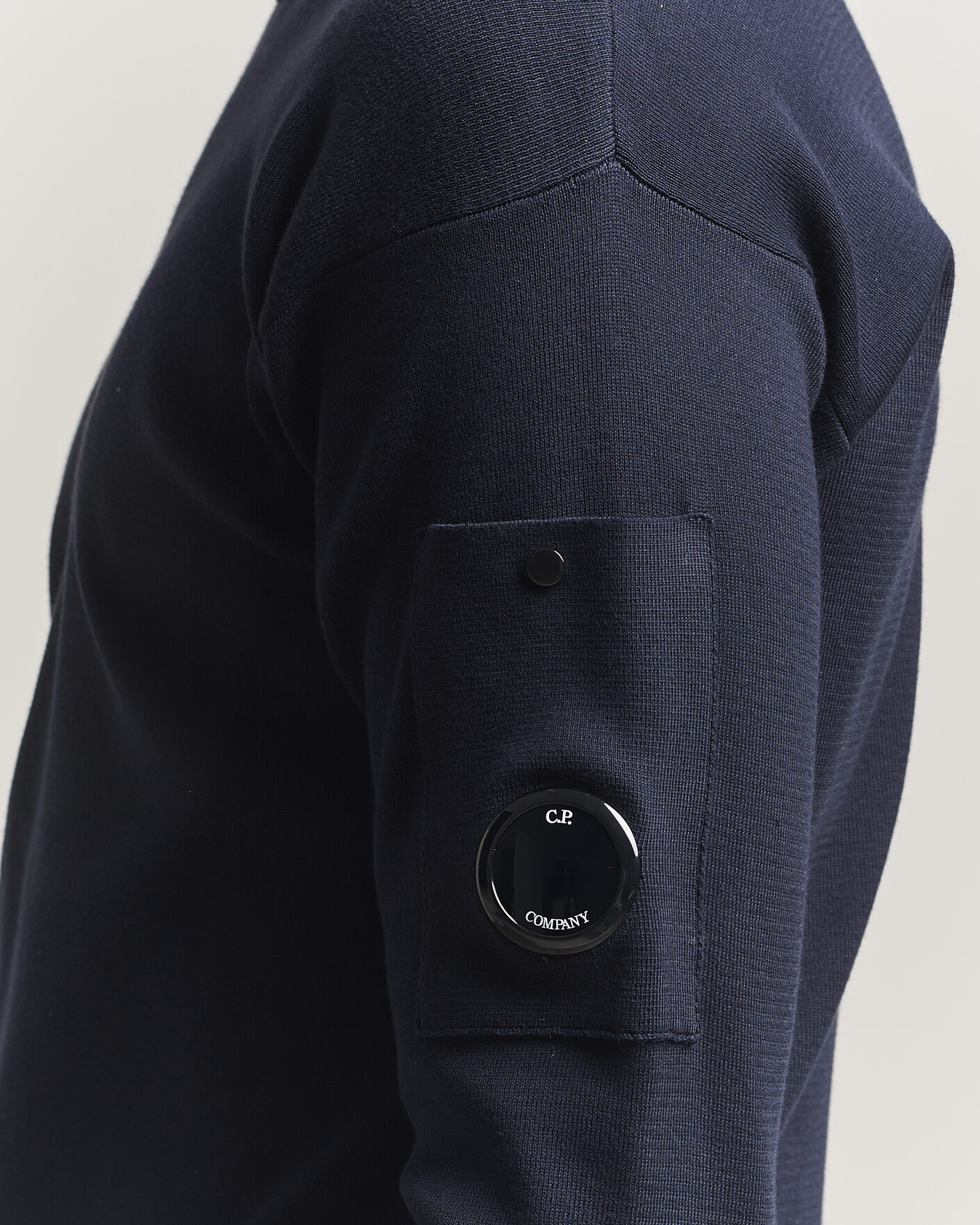 Hombres | Jerséis y prendas de punto | C.P. Company | Sea Island Fine Knit Cotton Lens Crewneck Navy