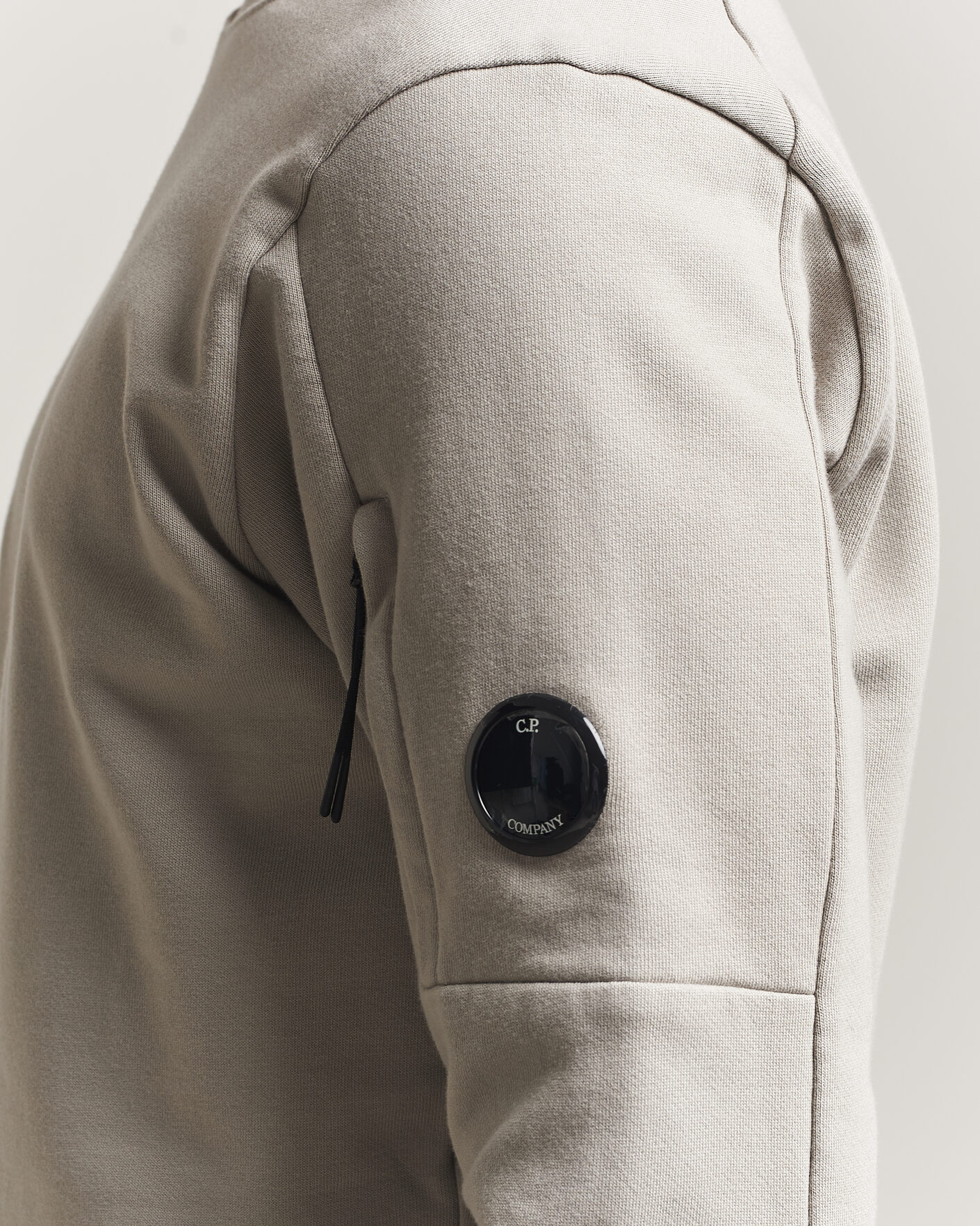 Hombres | Jerséis y prendas de punto | C.P. Company | Diagonal Raised Fleece Lens Sweatshirt Light Grey