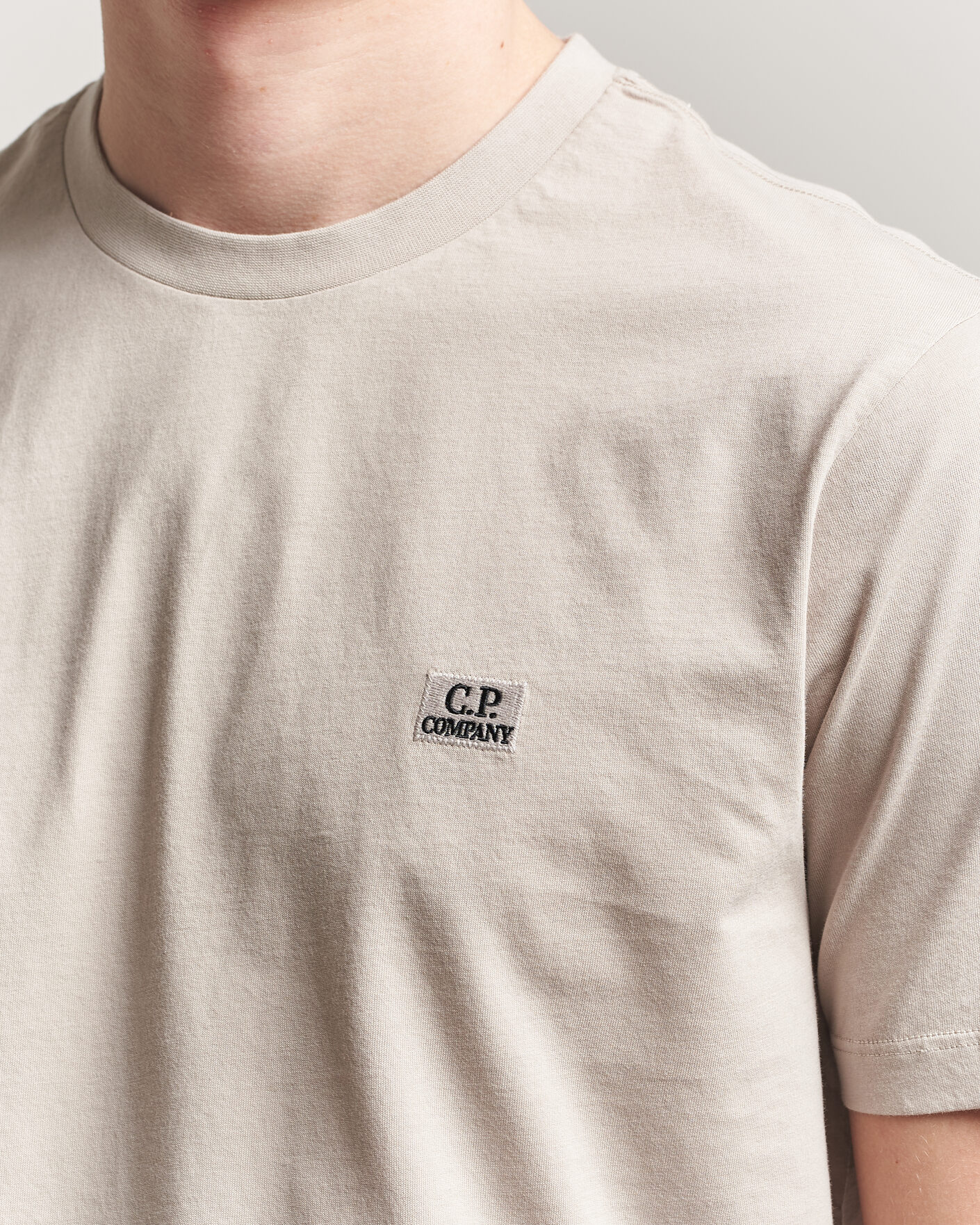 Hombres | Camisetas | C.P. Company | Short Sleeve Small Logo T-Shirt Light Grey