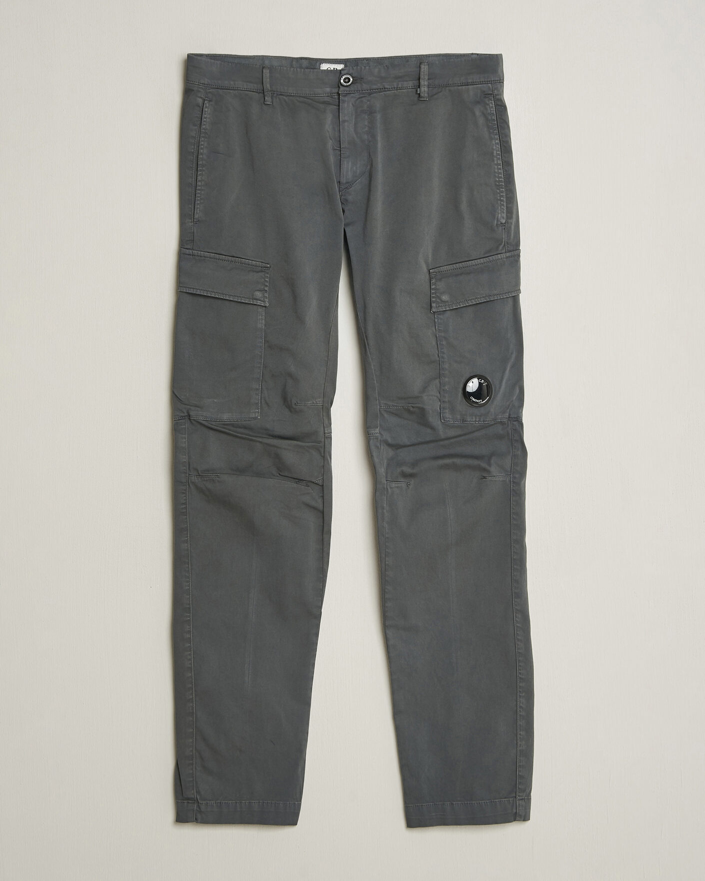 Hombres | Pantalones | C.P. Company | Satin Stretch Cargo Pants Dark Grey