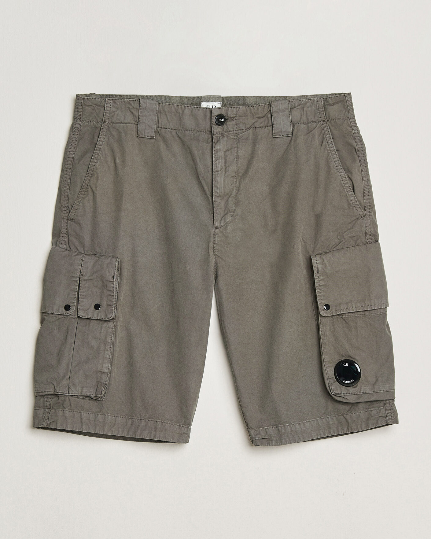 Hombres | Pantalones cortos | C.P. Company | Cotton Gabardine Cargo Shorts Washed Black