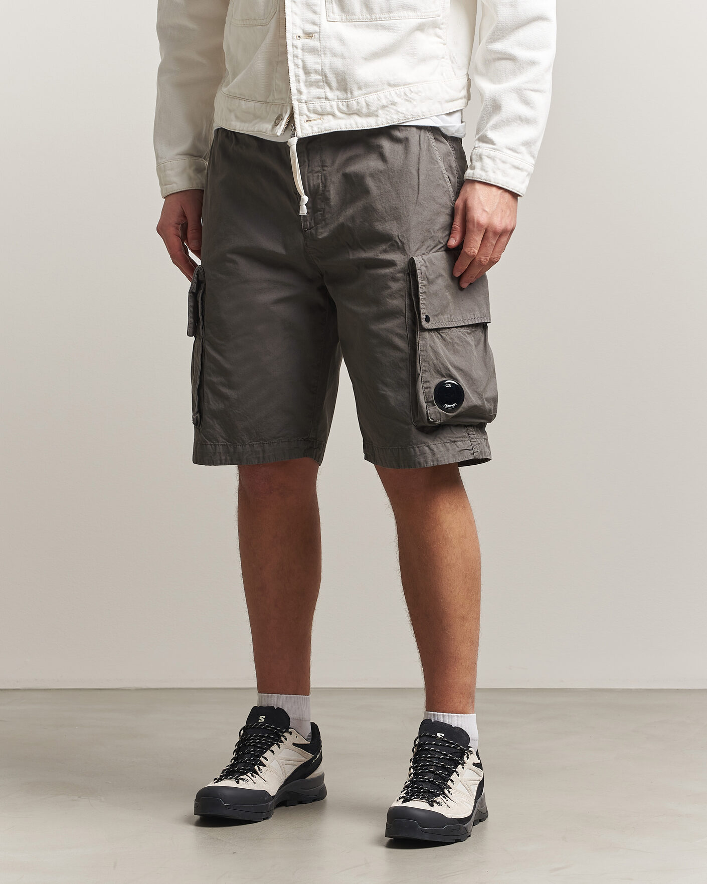 Hombres | Pantalones cortos | C.P. Company | Cotton Gabardine Cargo Shorts Washed Black