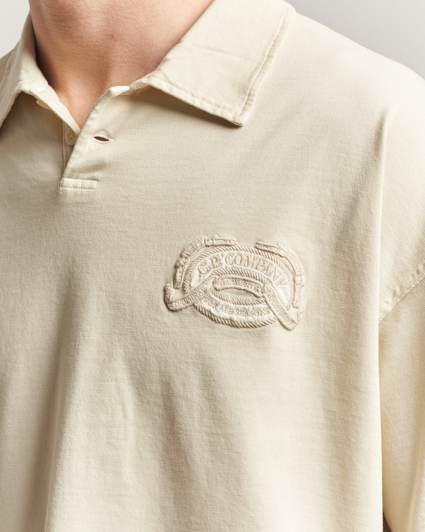Hombres | Polos | C.P. Company | Boxy Fit Cotton Logo Polo Cream