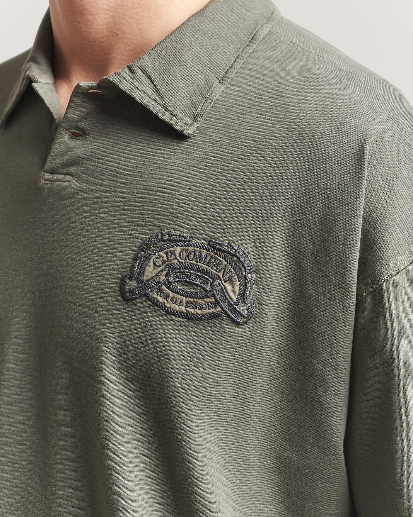 Hombres | Polos | C.P. Company | Boxy Fit Cotton Logo Polo Dark Green