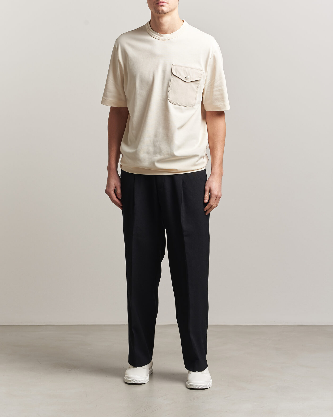 Hombres | Camisetas | Moncler | Oversize Pocket T-Shirt Off White