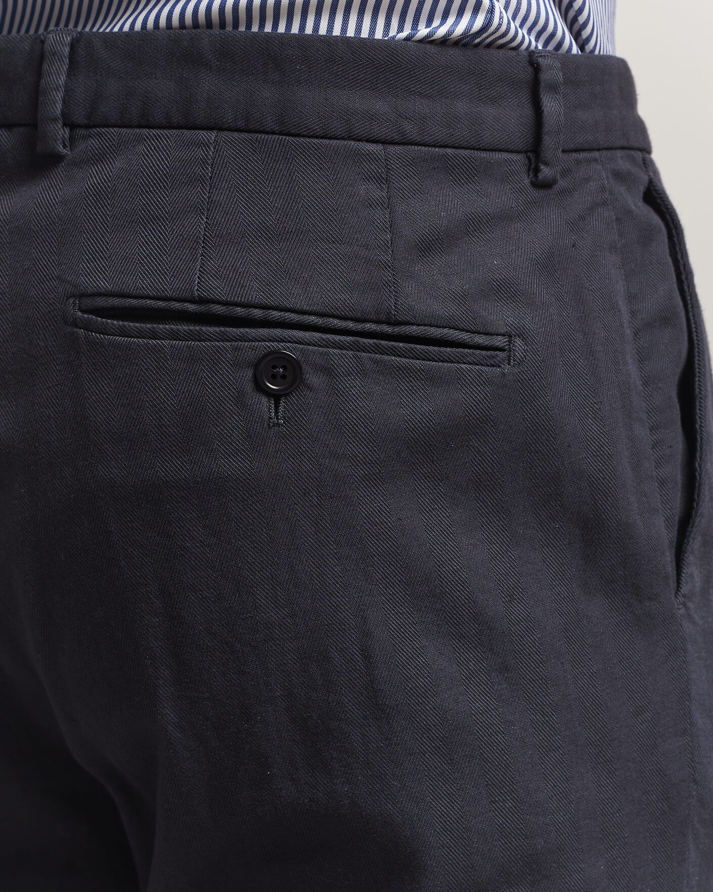 Hombres | Pantalones | Morris | Jack Herringbone Cotton Trousers Blue