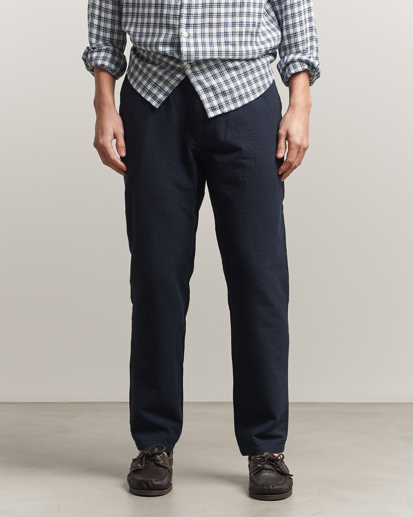Hombres | Pantalones | Morris | Fenix Seersucker Trousers Dark Blue