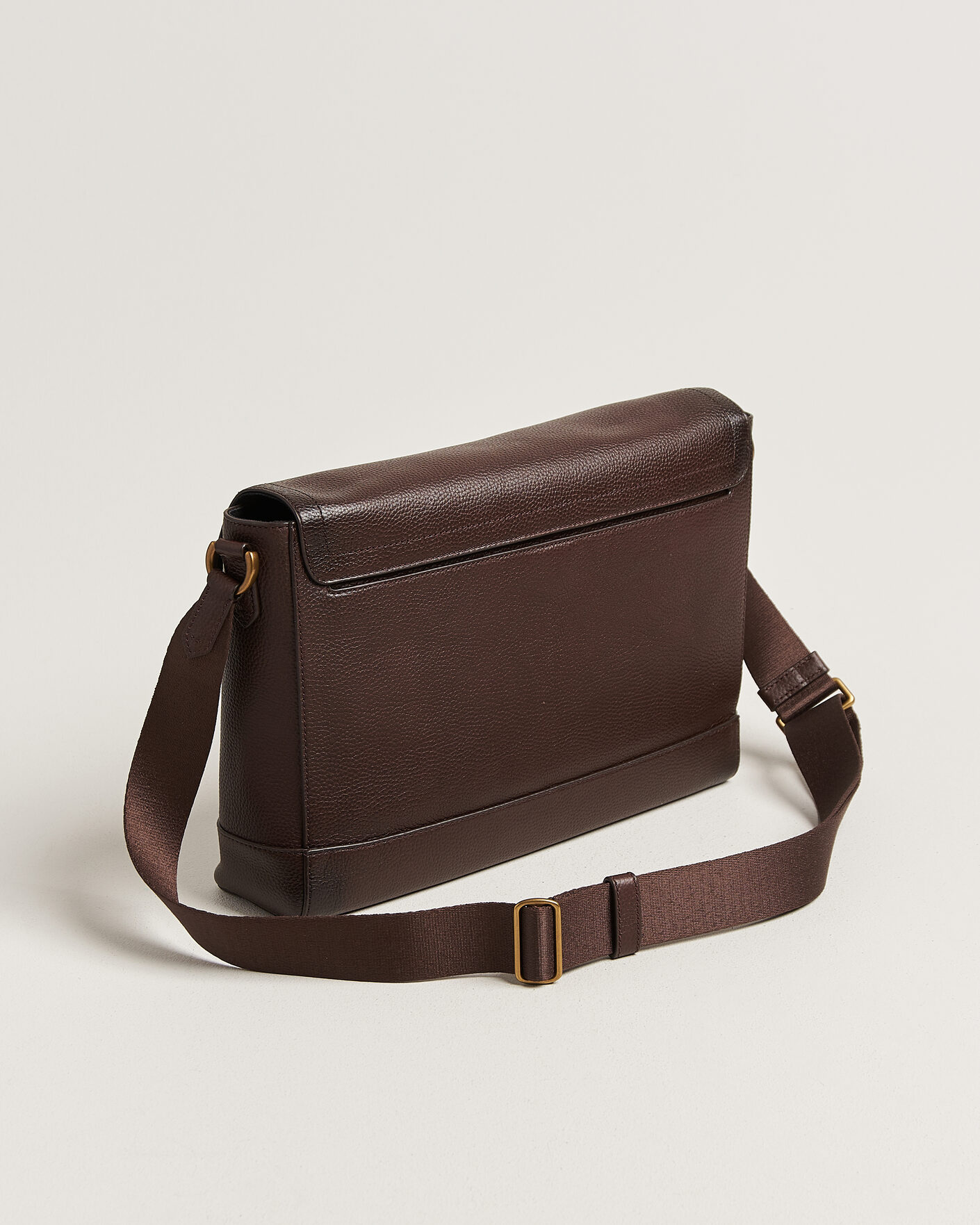 Hombres | Bolsos | Polo Ralph Lauren | Pebble Leather Messenger Bag Dark Brown