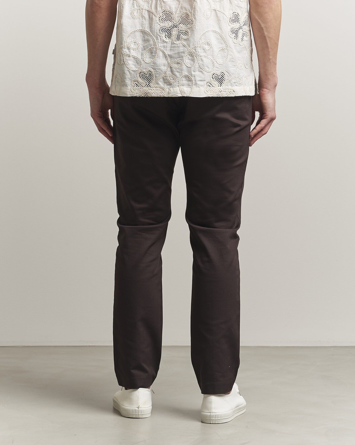Hombres | Pantalones | NN07 | Theo Regular Fit Stretch Chinos Deep Truffle