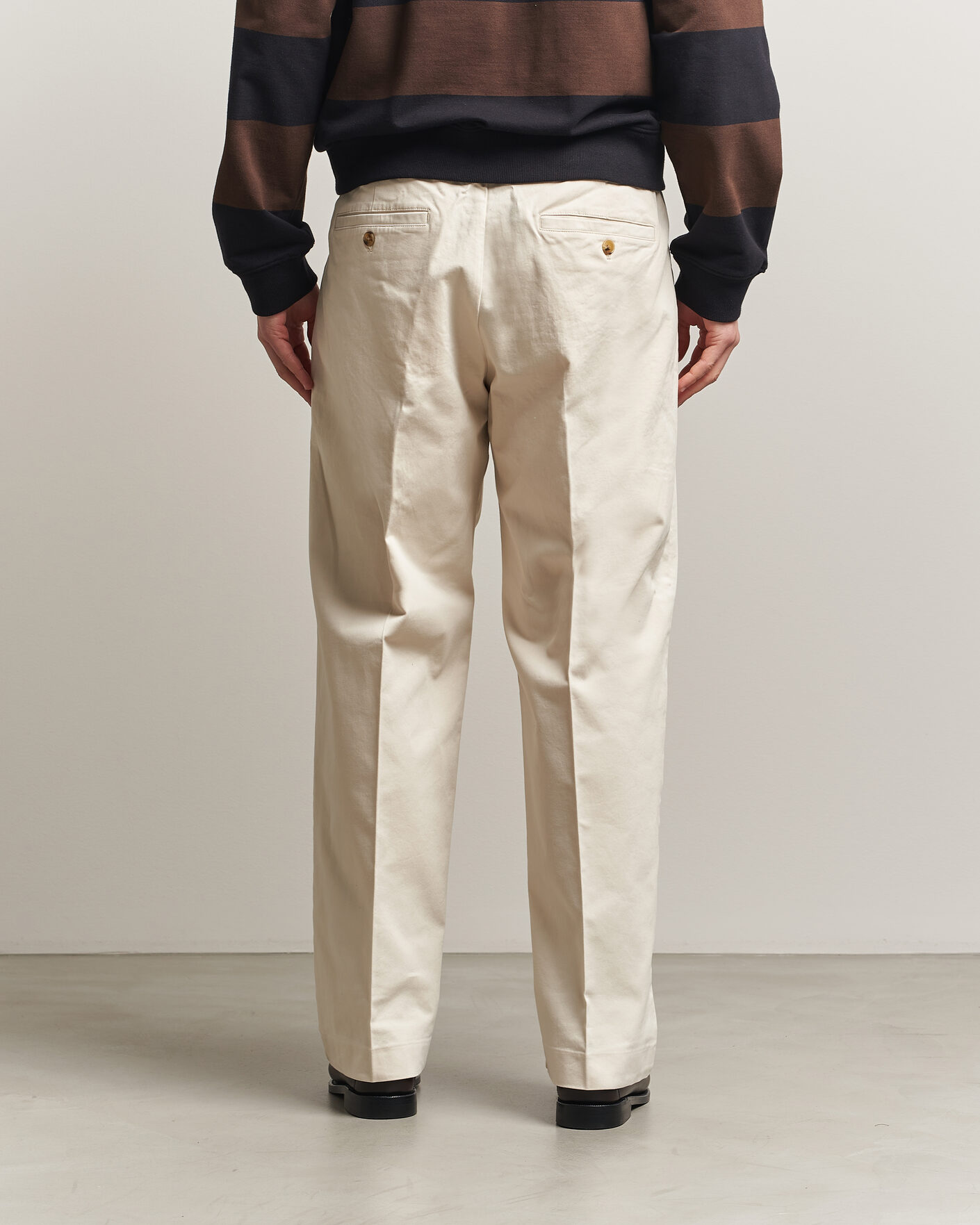 Hombres | Pantalones | NN07 | Kay Cotton Pleated Trousers Ivory