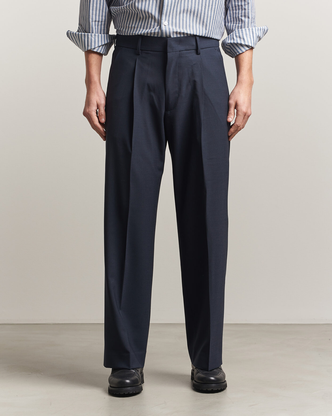 Hombres | Pantalones | NN07 | Kay Summer Wool Drawstring Trousers Deep Navy