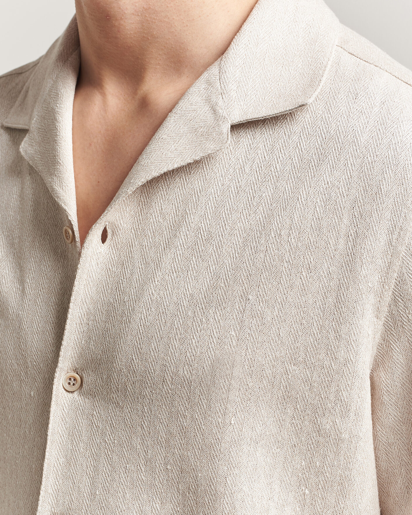 Hombres | Camisas | Brunello Cucinelli | Linen Herringbone Camp Shirt Light Beige